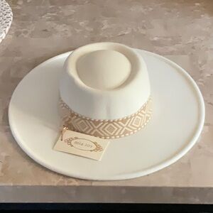Mia Joy Cream Hat with Tan Band